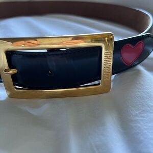Vintage Moschino heart belt